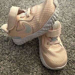 Nike Orange Sneakers with Velcro Closure and Breathable Mesh